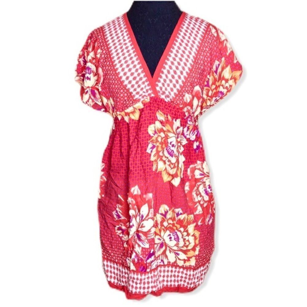 𝅺xhilaration Red V-Neck Floral Dress